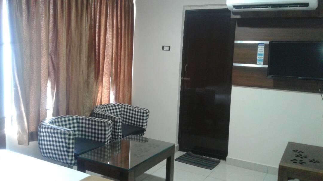 Hotel Gowri Sankar Ambasamudram Bagian luar foto